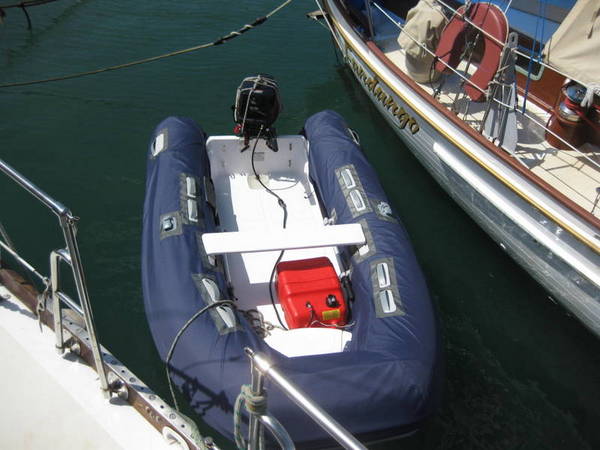 BLOW ME AWAY 910 AB dinghy