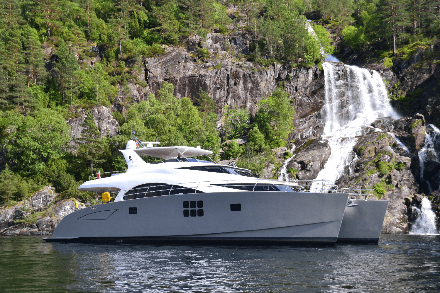 sunreef-70-power-yacht-for-sale-20